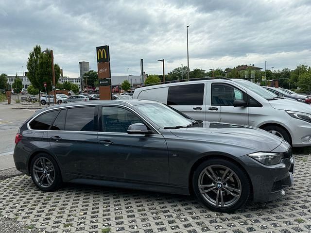 Gebraucht BMW 320 M Sport 190 PS (139 kW) 2018 Grau Kombi
