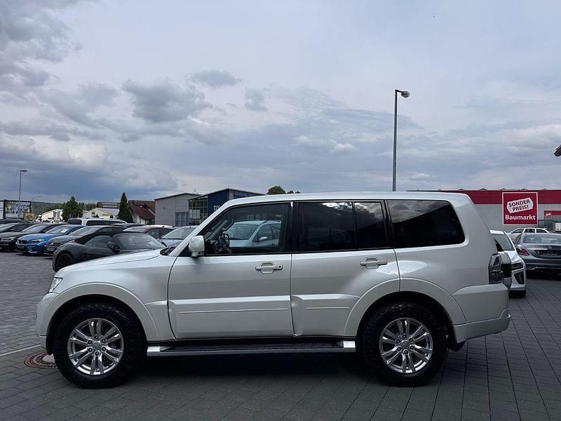 Gebraucht Mitsubishi Pajero 190 PS (139 kW) 2017 Weiß SUV