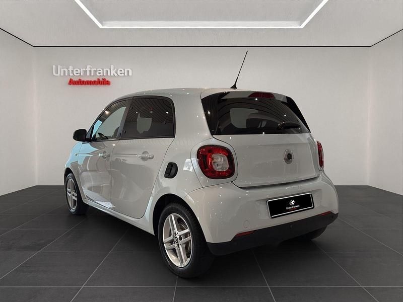 Gebraucht Smart ForFour Electric Drive 60 kW (82 PS) 2020 Weiß Kleinwagen