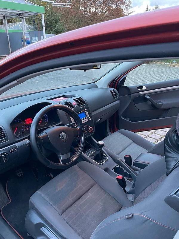 Gebraucht VW Golf V 80 PS (58 kW) 2006 Orange Kleinwagen