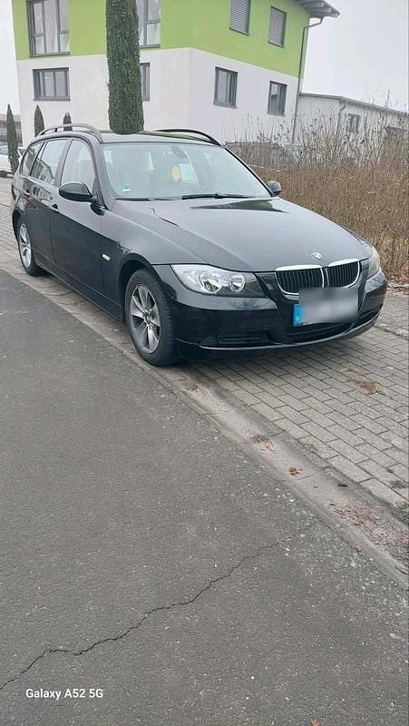 Schwarz Gebraucht 2006 BMW 320 Kombi | 2.400 € (Superpreis) - Bild 1/4