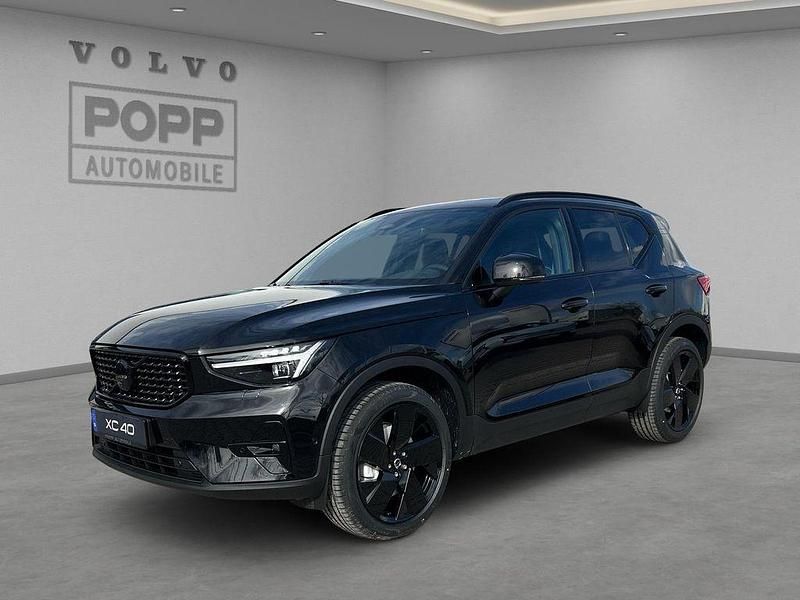 Neu Volvo XC40 Plus 197 PS (144 kW) 2026 Onyx black SUV
