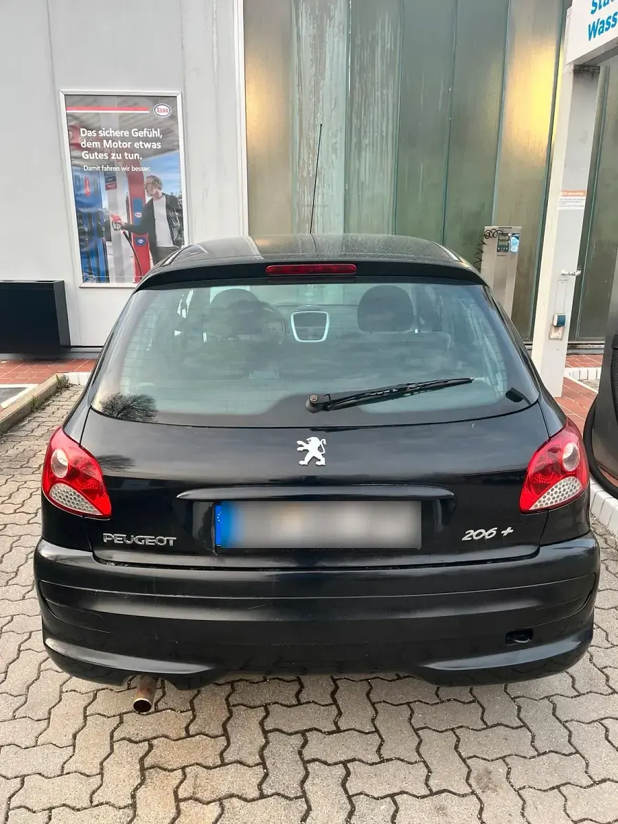 Used Peugeot 206+ 75 HP (55 kW) 2010 Black Hatchback