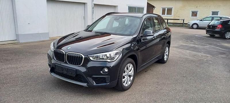 Schwarz Gebraucht 2017 BMW X1 Advantage SUV | 17.800 € (Fairer Preis) - Bild 1/4