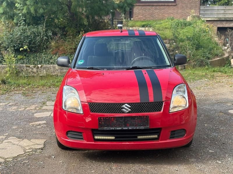 Gebraucht Suzuki Swift 92 PS (67 kW) 2008 Rot Kleinwagen