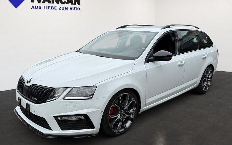 Moonweiss metallic Gebraucht 2019 Skoda Octavia RS Kombi | 22.990 € (Etwas zu teuer) - Bild 1/4