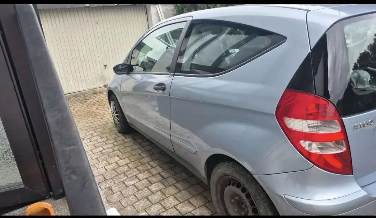 Gebraucht Mercedes A160 82 PS (60 kW) 2007 Blau Kleinwagen