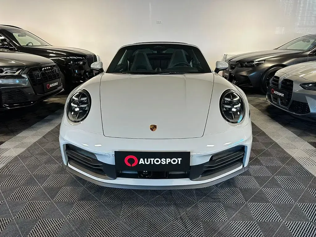 Neu Porsche 911 Targa 4S 480 PS (353 kW) 2026 Grau Cabrio