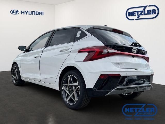 Neu Hyundai i20 Prime 101 PS (74 kW) 2025 Weiß Limousine