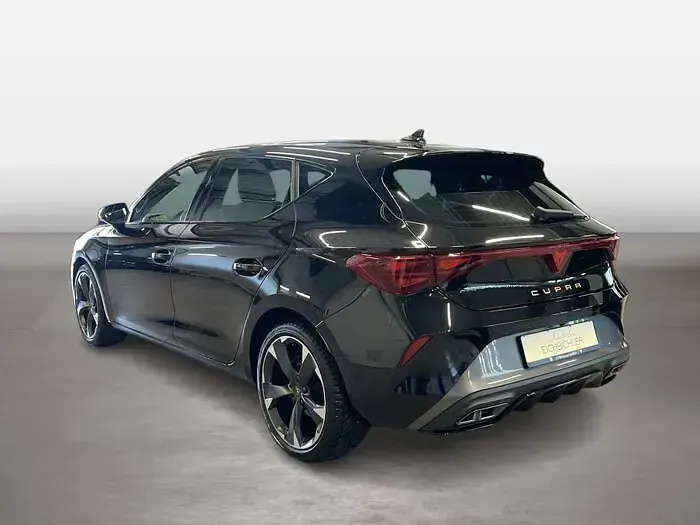 Gebraucht Cupra Leon 150 PS (110 kW) 2025 Midnight schwarz Limousine