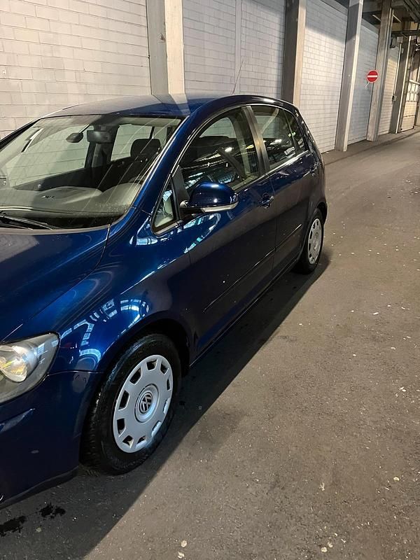 Gebraucht VW Golf Plus Cross 105 PS (77 kW) 2005 Blau Van / Kleinbus