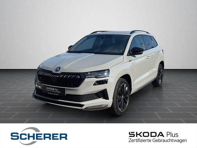 Grau Gebraucht 2022 Skoda Karoq SportLine SUV | 28.380 € (Fairer Preis) - Bild 1/4