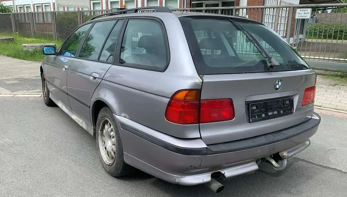 Gebraucht BMW 525 192 PS (141 kW) 2000 Kombi