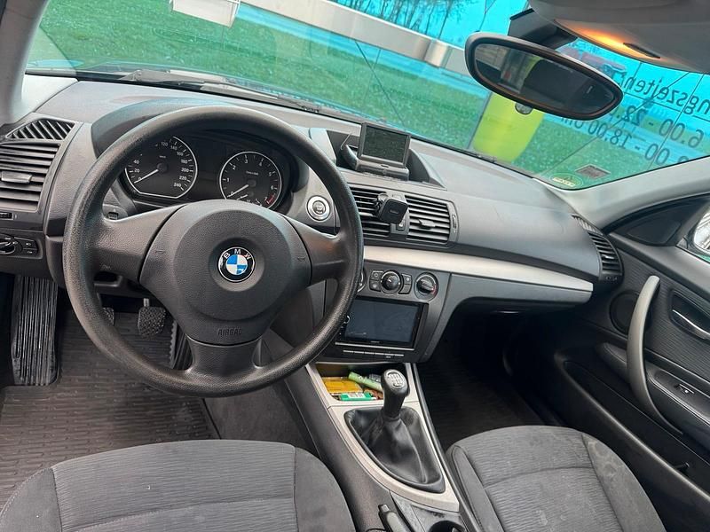 Używany BMW 116 115 KM (84 kW) 2011 Czarny Hatchback