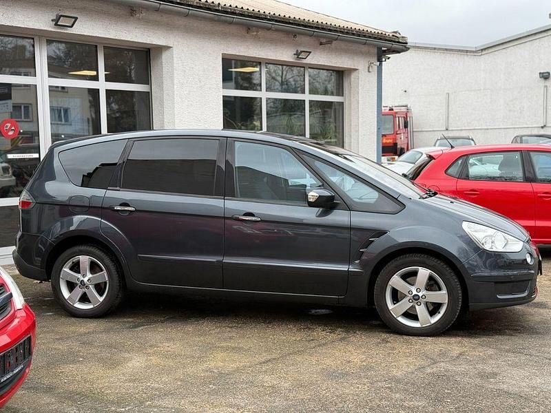 Occasion Ford S-MAX Titanium 145 ch (106 kW) 2008 Gris Monospace