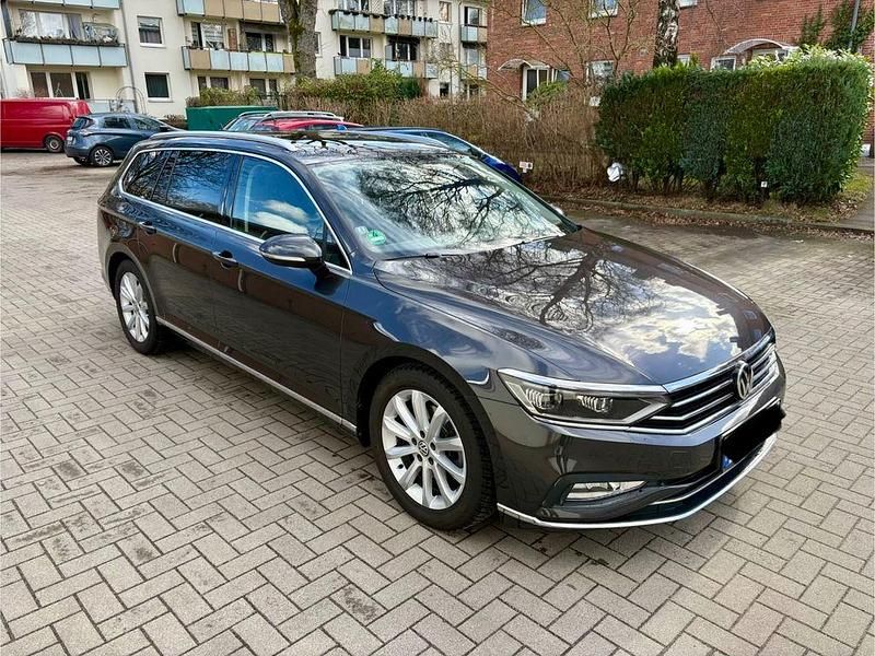 Gebraucht VW Passat 190 PS (139 kW) 2020 Grau Kombi