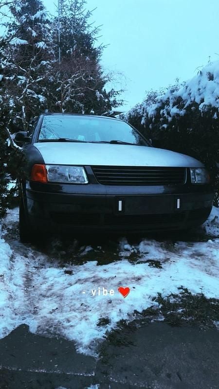 Gebraucht VW Passat 116 PS (85 kW) 1999 Schwarz Kombi
