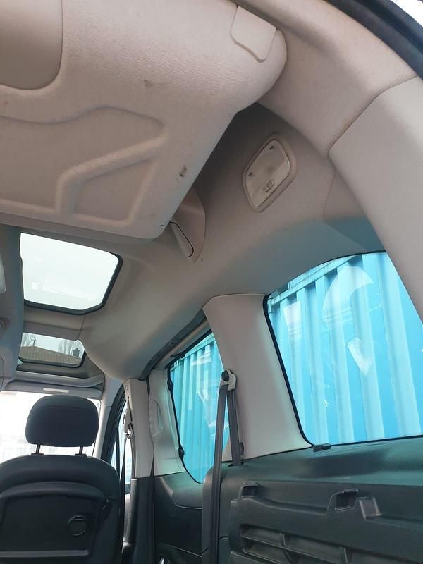 Andere farben Gebraucht 2009 Peugeot TePee Kombi | 4.000 € - Bild 1/4