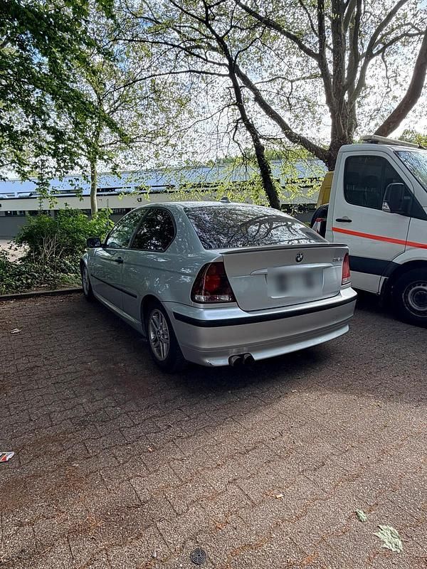 Second-hand BMW 316 Compact 112 CP (82 kW) 2004 Argintiu Hatchback