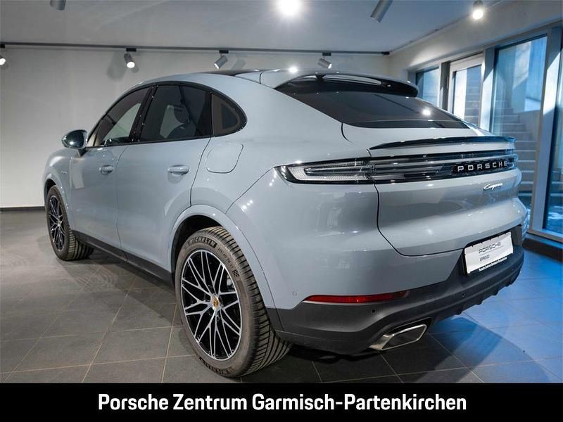 Gebraucht Porsche Cayenne 470 PS (345 kW) 2024 Arktikgrau SUV