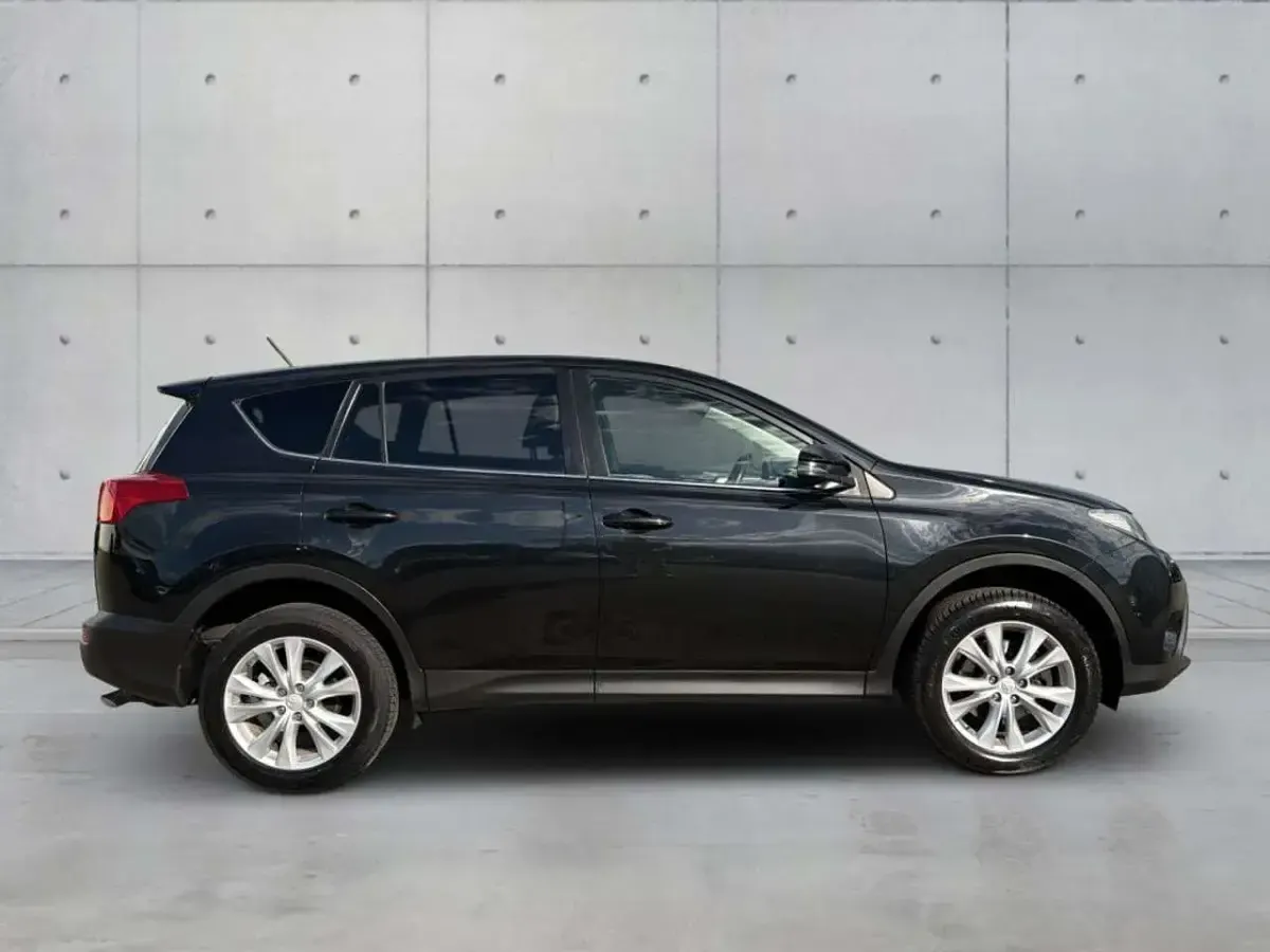 Gebraucht Toyota RAV4 Edition 150 PS (110 kW) 2013 Mysticschwarz mica SUV