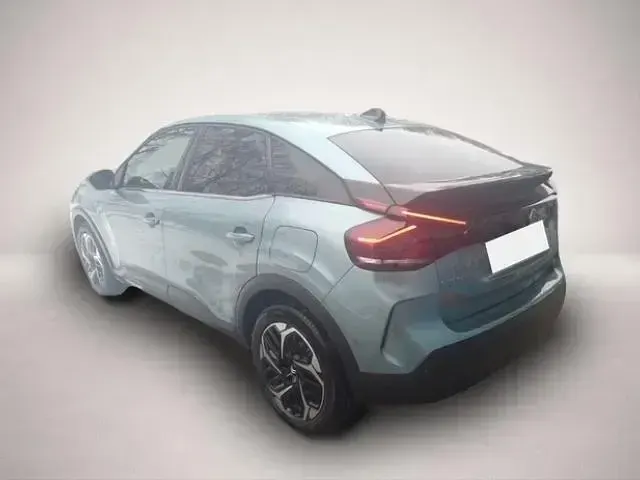Gebraucht Citroën C4 Shine 131 PS (96 kW) 2023 Manufacturer SUV