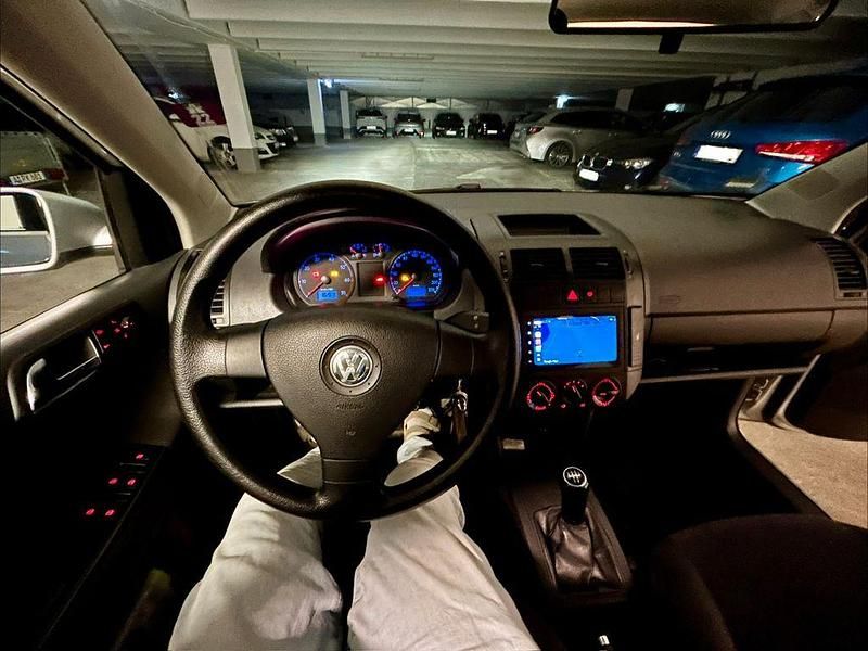 Gebraucht VW Polo Trendline 80 PS (58 kW) 2007 Silber Kleinwagen