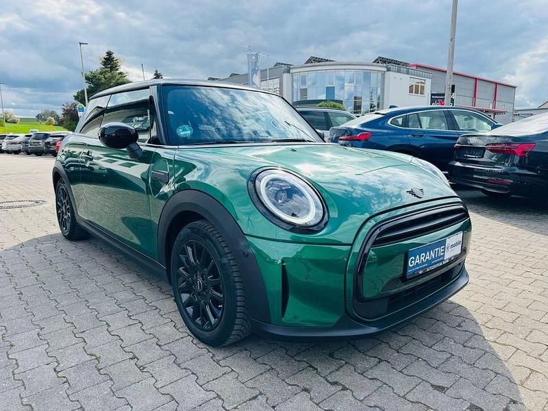 Gebraucht Mini Cooper 136 PS (100 kW) 2023 Grün Kleinwagen