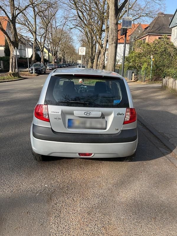 Gebraucht Hyundai Getz 106 PS (77 kW) 2007 Silber Kleinwagen