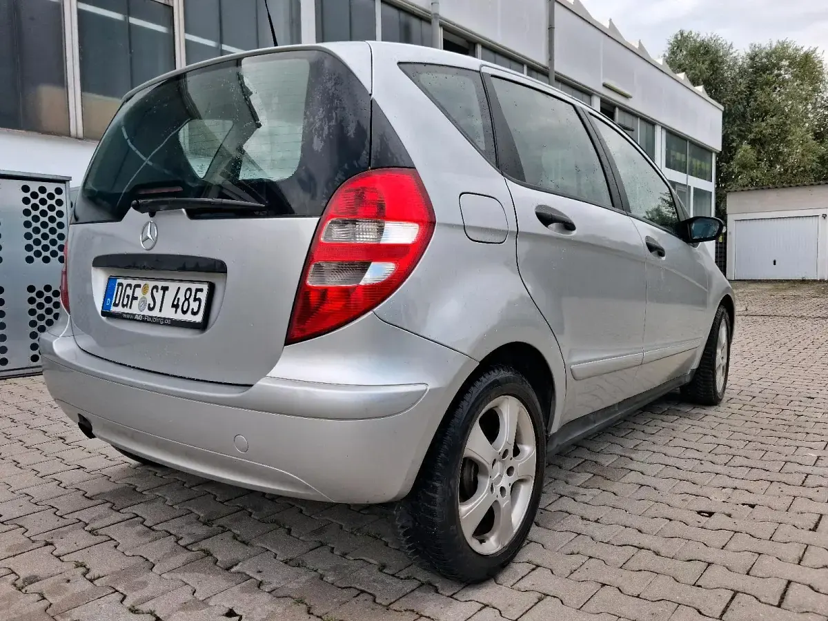 Gebraucht Mercedes A160 82 PS (60 kW) 2008 Silber Kleinwagen