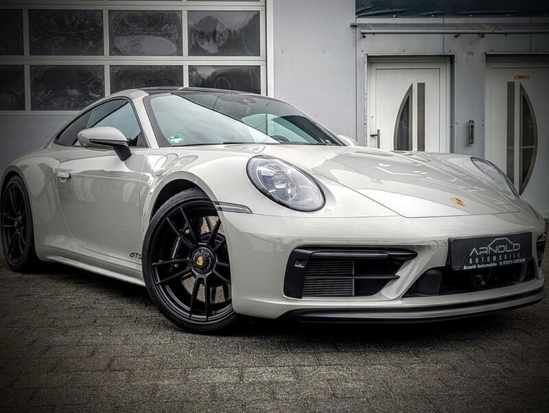 Grau Gebraucht 2024 Porsche 911 Carrera GTS | 169.992 € (Fairer Preis) - Bild 1/4