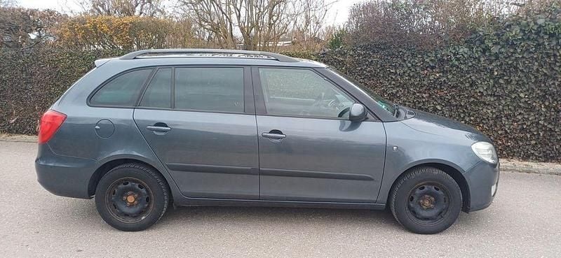 Gebraucht Skoda Fabia Style 86 PS (63 kW) 2009 Grau Kombi