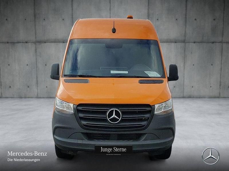 Gebraucht Mercedes Sprinter 163 PS (119 kW) 2021 Orange Van