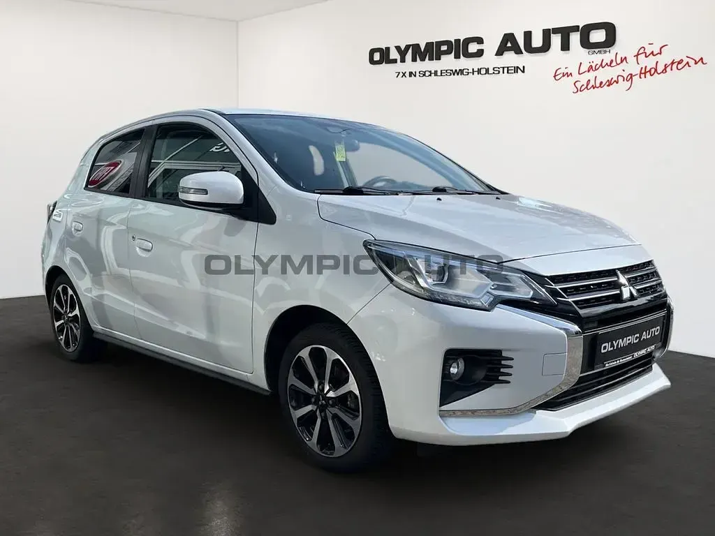 Gebraucht Mitsubishi L Top 71 PS (52 kW) 2022 Titanweiss (d) Limousine
