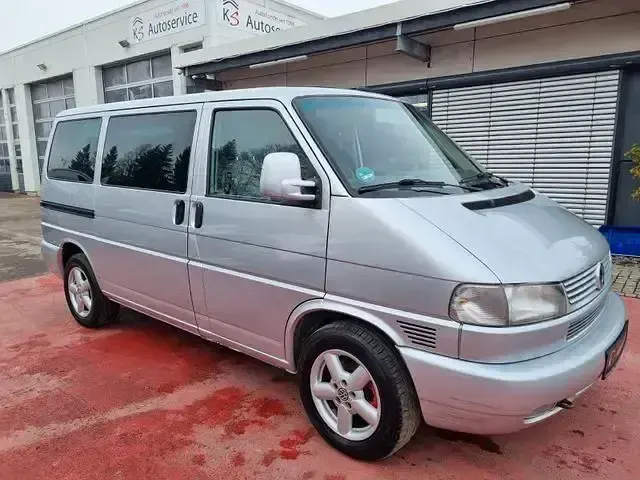 Używany VW Multivan 120 KM (88 kW) 2002 Andere Minivan