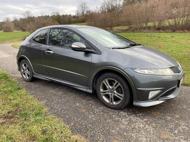 Grau Gebraucht 2011 Honda Civic Type S Limousine | 3.999 € (Superpreis) - Bild 1/4