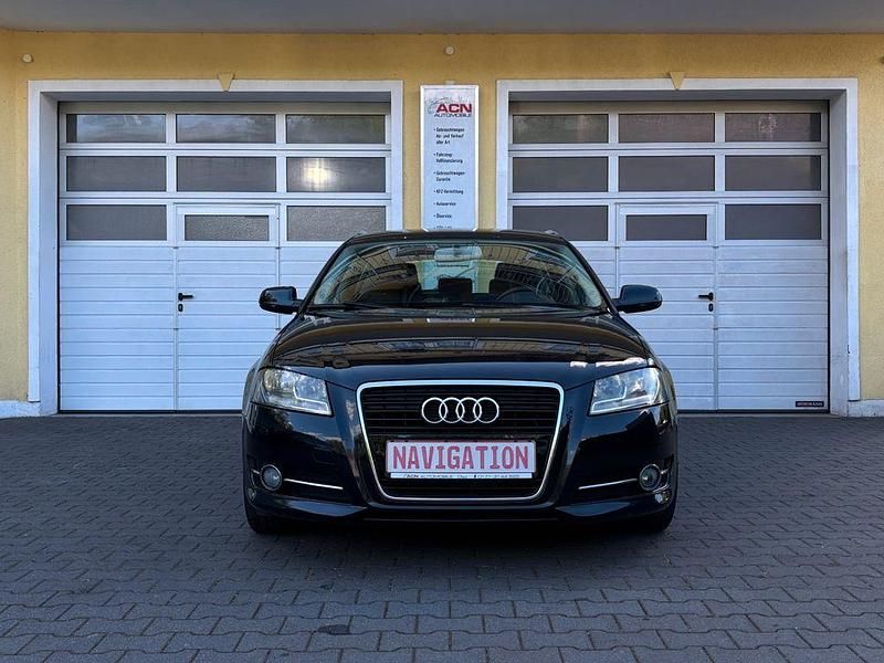 Schwarz Gebraucht 2013 Audi A3 Sportback Attraction Limousine | 6.990 € (Guter Preis) - Bild 1/4