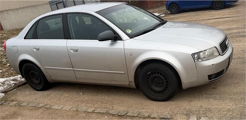 Gebraucht Audi A4 131 PS (96 kW) 2005 Silber Limousine