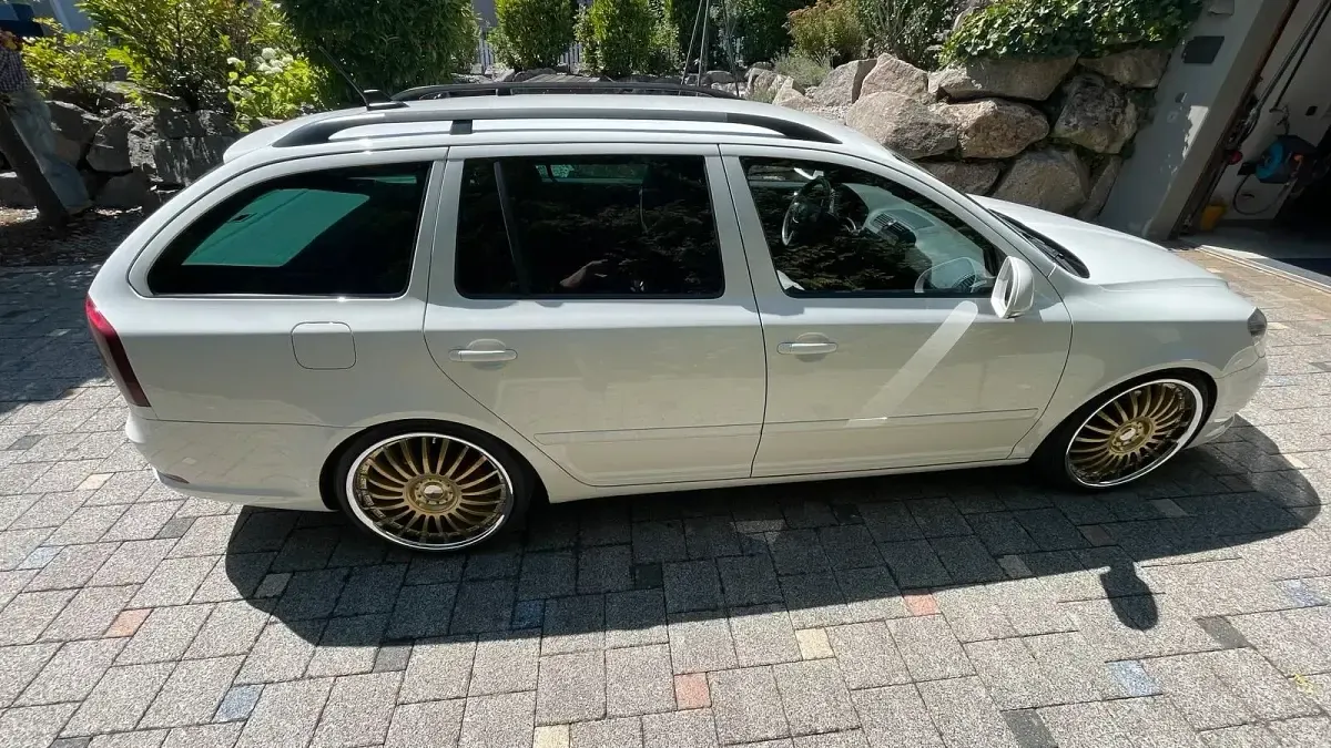 Gebraucht Skoda Octavia RS 170 PS (125 kW) 2013 Weiß Kombi