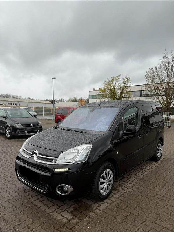 Gebraucht Citroën Berlingo 92 PS (67 kW) 2012 Schwarz Van / Kleinbus