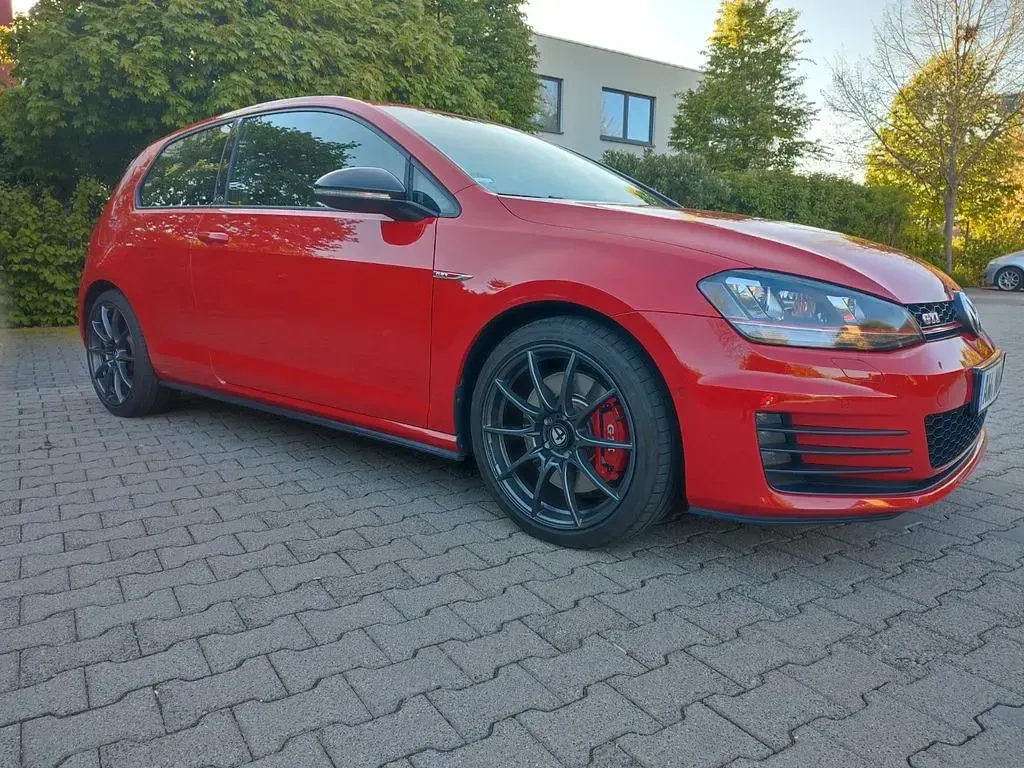 Usado VW Golf VII GTI 230 CV (169 kW) 2016 Berlina