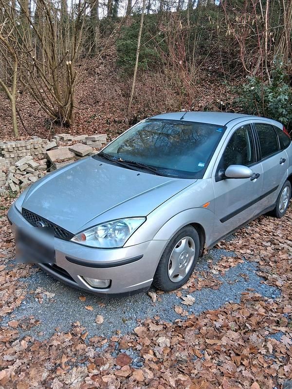 Gebraucht Ford Focus 74 PS (54 kW) 2002 Grau Kleinwagen