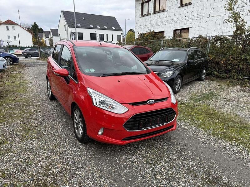 Rot Gebraucht 2015 Ford B-MAX Titanium Van / Kleinbus | 3.999 € (Superpreis) - Bild 1/4