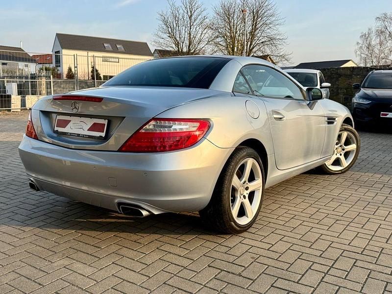 Gebraucht Mercedes SLK200 184 PS (135 kW) 2014 Silber Cabrio