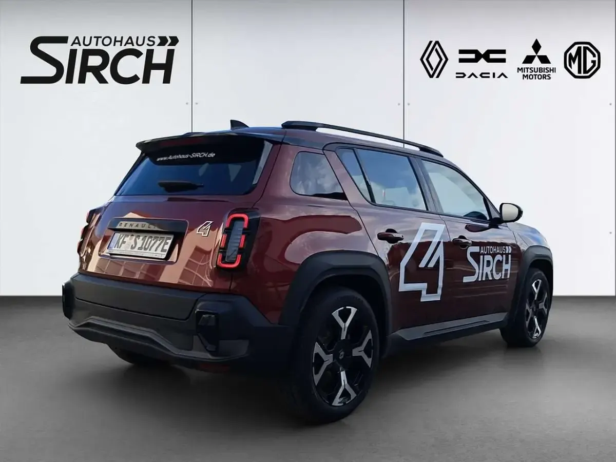 Gebraucht Renault 4 E-Tech Komfort 110 kW (150 PS) 2025 Rot SUV