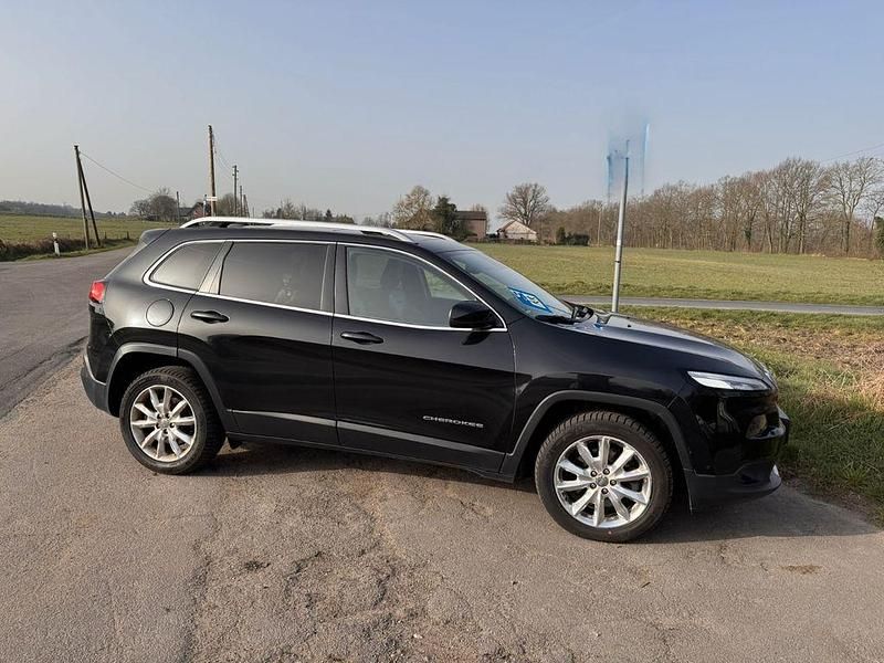 Gebraucht Jeep Cherokee 200 PS (147 kW) 2016 Schwarz SUV