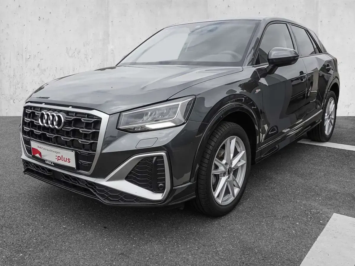 Gebraucht Audi Q2 S-Line 116 PS (85 kW) 2025 Daytonagrau perleffekt SUV