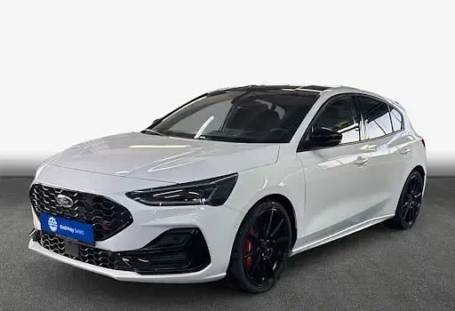 Używany Ford Focus ST 280 KM (205 kW) 2025 Sedan/Limuzyna