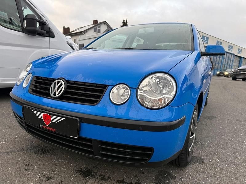 Blau Gebraucht 2002 VW Polo Trendline Kleinwagen | 2.200 € (Fairer Preis) - Bild 1/4