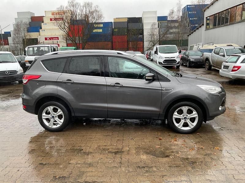 Gebraucht Ford Kuga Titanium 163 PS (119 kW) 2014 Grau SUV